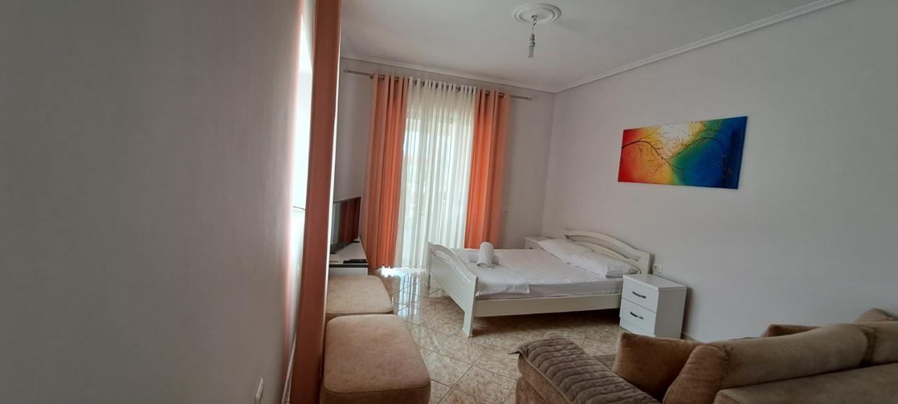 SarandëBiorn House别墅 外观 照片